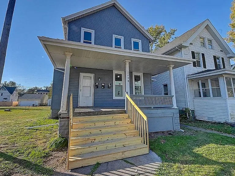 1409 Bever Ave SE #1 — Photo 2