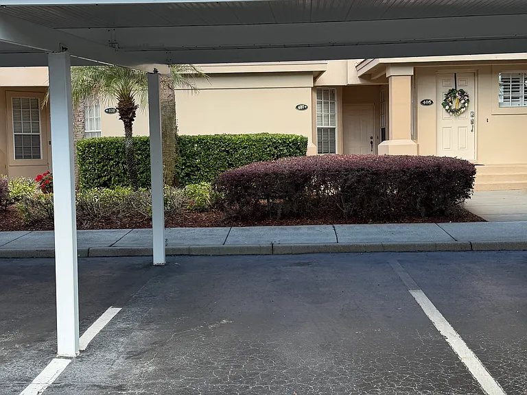 407 Enclave Pl — Photo 3