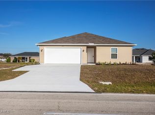 2025 Santa Barbara Blvd N, Cape Coral, FL 33993