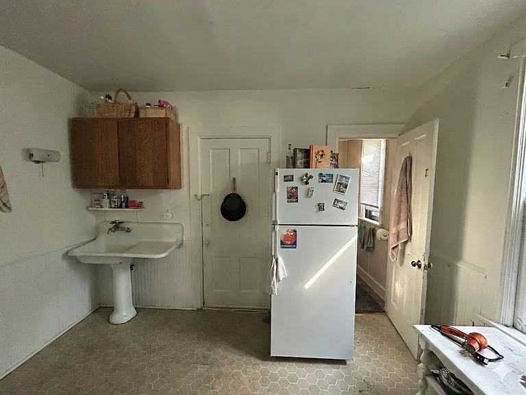 217 N Livingston St — Photo 22