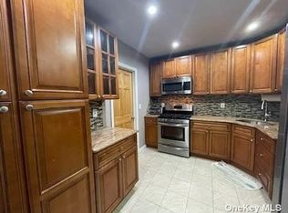 213-24 112th Ave FLOOR 1, Queens Village, NY 11429