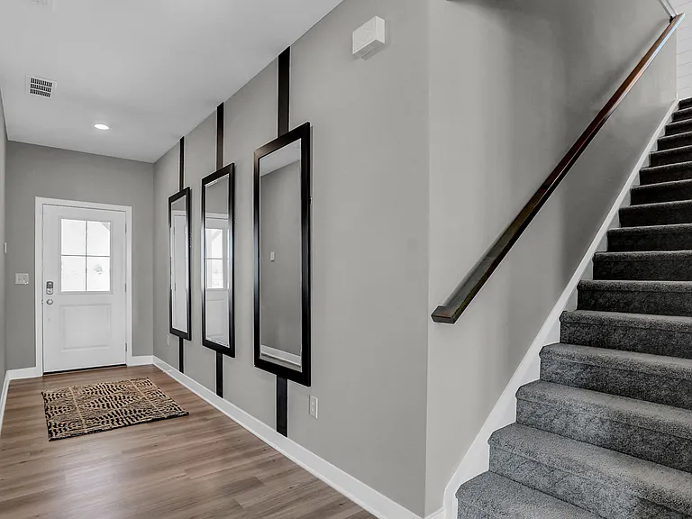 7385 Standish Ln — Photo 6