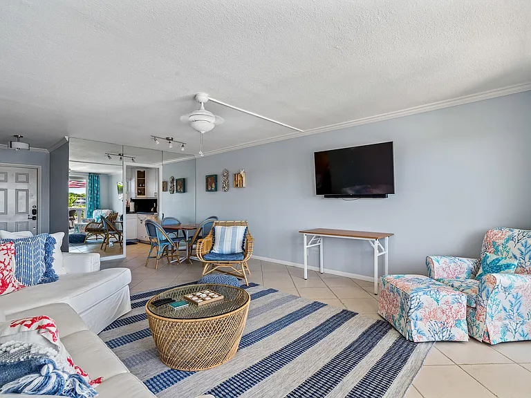 231 E Lantana Rd #203 — Photo 10