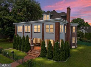 166 E 2nd St, New Castle, DE 19720