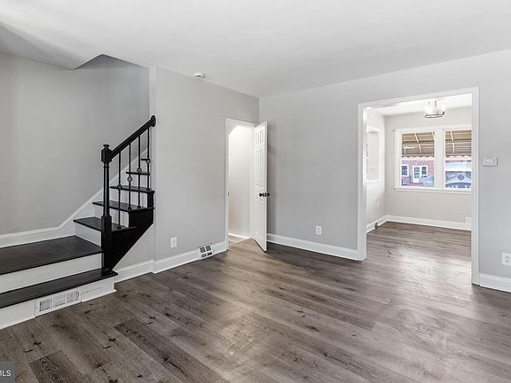 3rd image of 50 Berkshire Rd