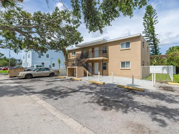 1771 Russell St S, Saint Petersburg, FL 33712