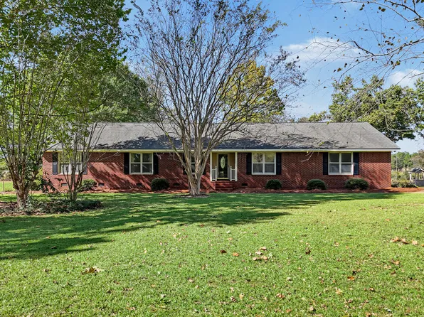 774 Flowing Well Rd, Leesburg, GA 31763