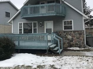 7032 W Mill Rd, Milwaukee, WI 53218