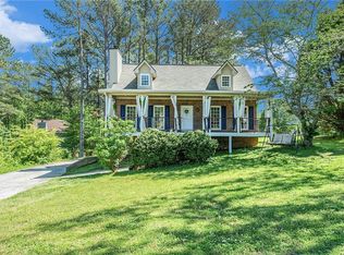 14 Hollow Springs Dr, Hiram, GA 30141