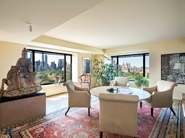 980 Fifth Avenue image 3 of 23