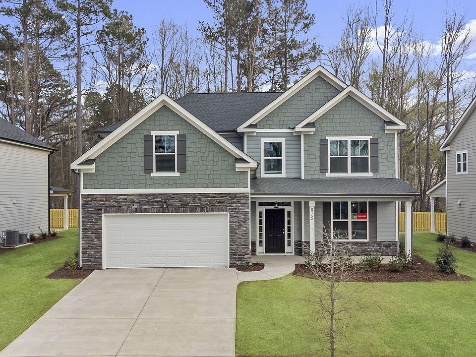 1st image of 815 Lillian  Park Drive