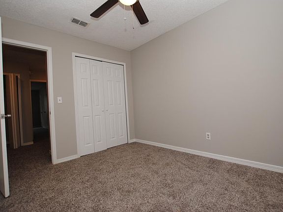 4th image of 5605 Bennington Dr