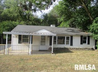 735 N Limestone Ln, Peoria, IL