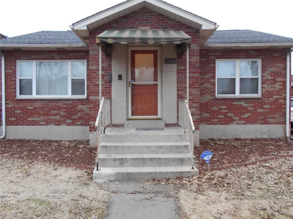 2555 Edison Ave, Granite City, IL 62040