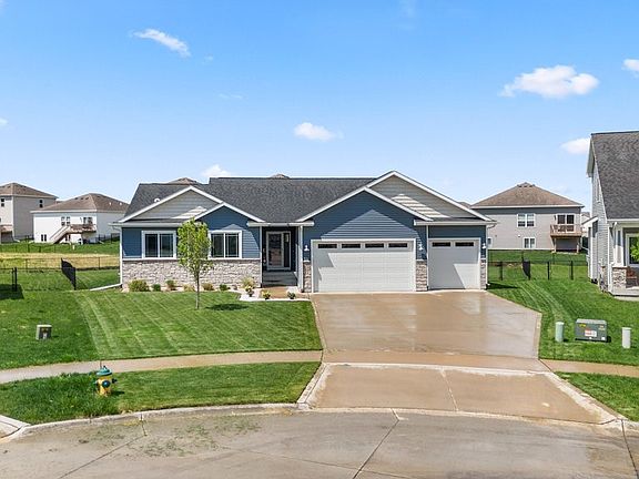 4th image of 2708 NW 40th St