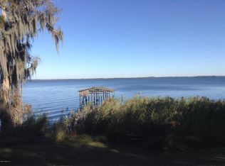 435 S Prospect St, Crescent City, FL 32112