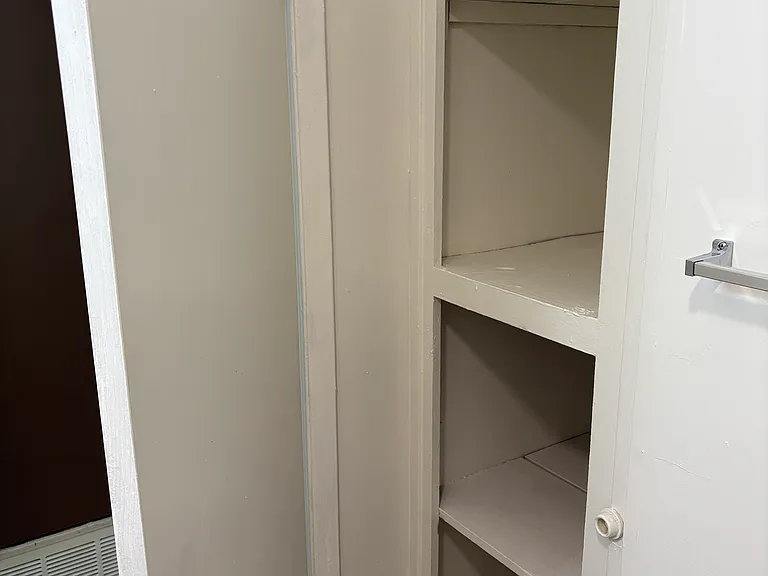 200 E Glenn St #200 — Photo 3