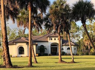 3985 8th Ave NE, Naples, FL 34120