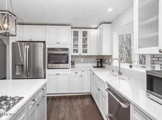 21641 Graybill St, Chugiak, AK 99567