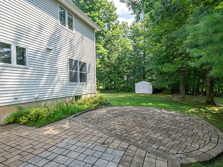 2 Oakline Ct — Photo 58