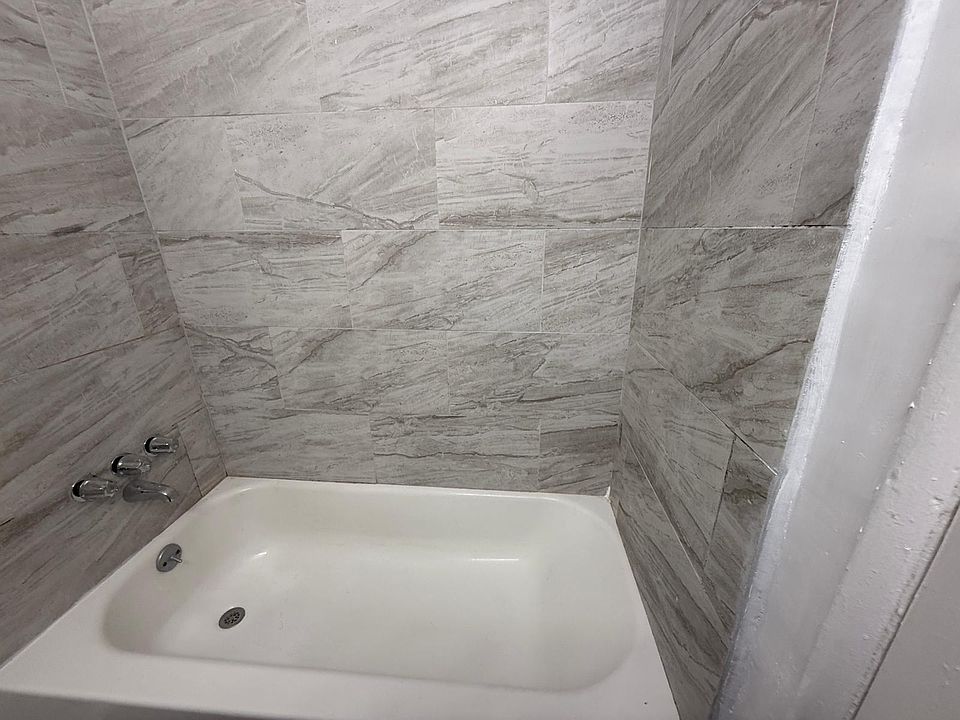 bathtub