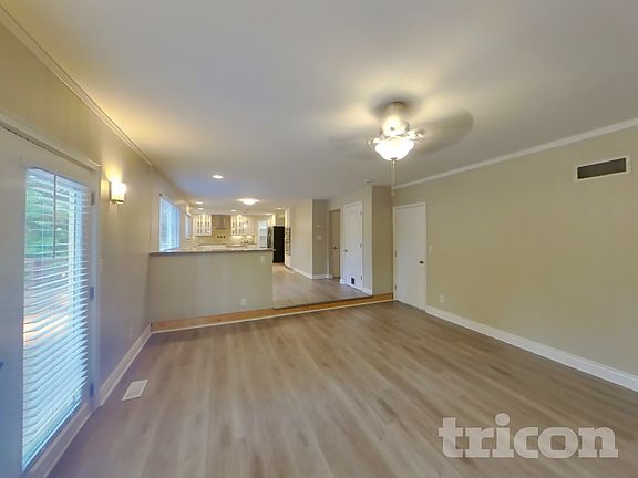 3rd image of 519 Falaise Dr