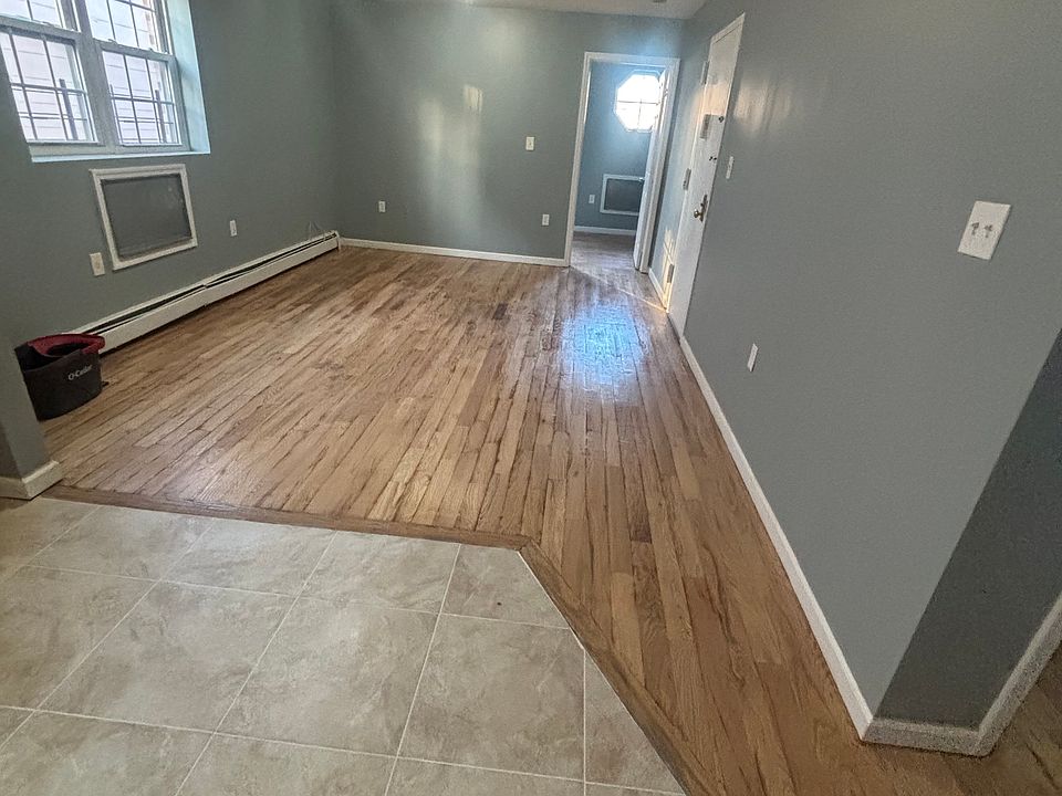 1st image of 342 Autumn Ave Floor 2