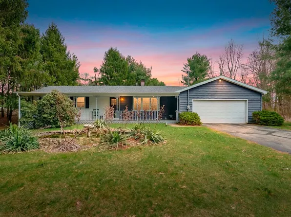 5251 S 6th St, Kalamazoo, MI 49009