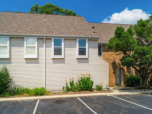 4th image of 130 Brandywine Dr APT G