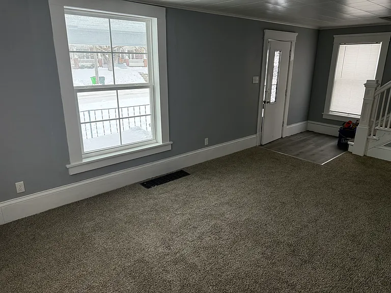 1434 S Linden Ave — Photo 10