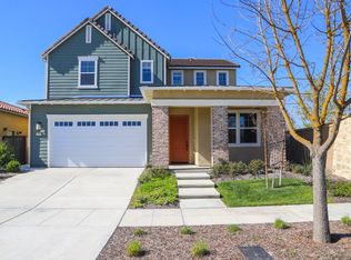 4454 Hillside Rd, Madera, CA 93636