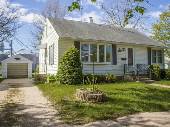 531 2nd Ave W, Cresco, IA 52136