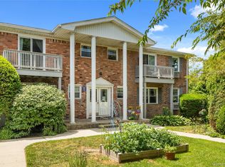 147 Fairharbor Dr #147, Patchogue, NY 11772