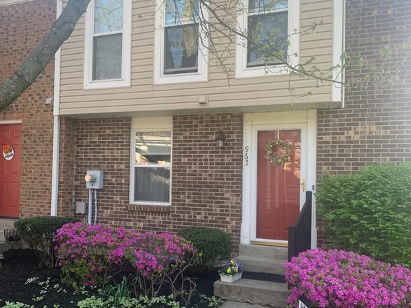 965 Woodlyn Dr N, Cincinnati, OH 45230