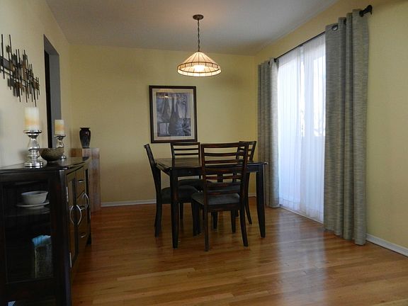 4th image of 163-56 85th St