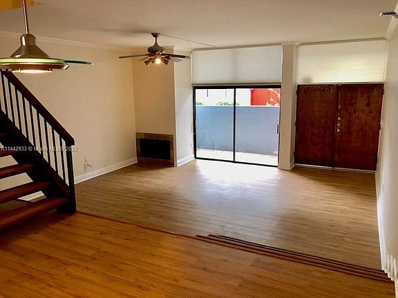 3rd image of 3019 NE 183rd Ln #19