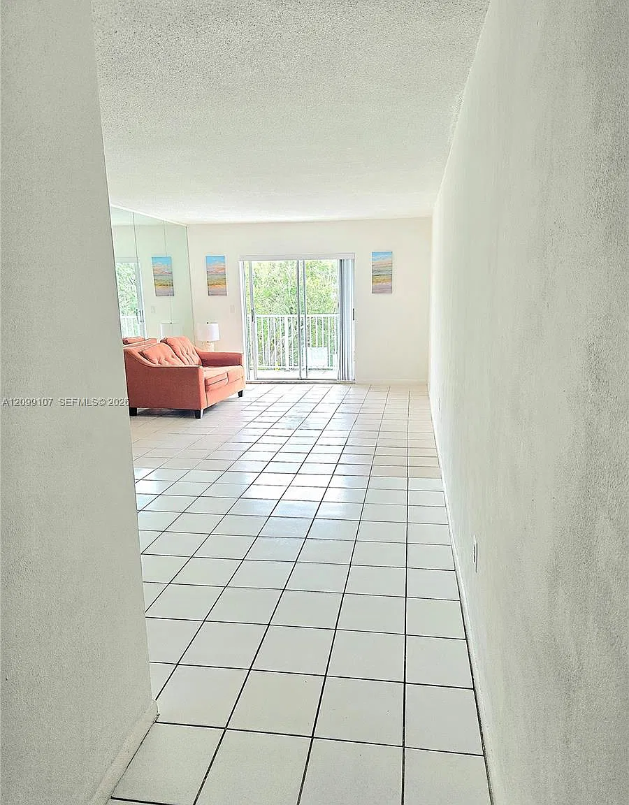 Haifa Condo — Photo 3