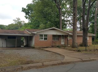 9321 Oak Grove Ln, Little Rock, AR 72209