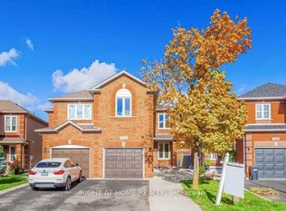 7049 Graydon Ct, Mississauga, ON L5N7H4