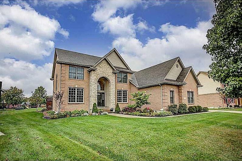 1st image of 834 Bolton Abbey Ln