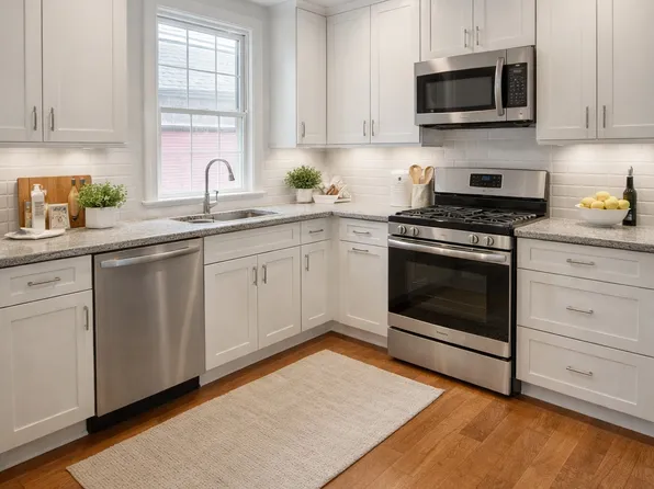 424 Benefit St #2nd, Providence, RI 02903