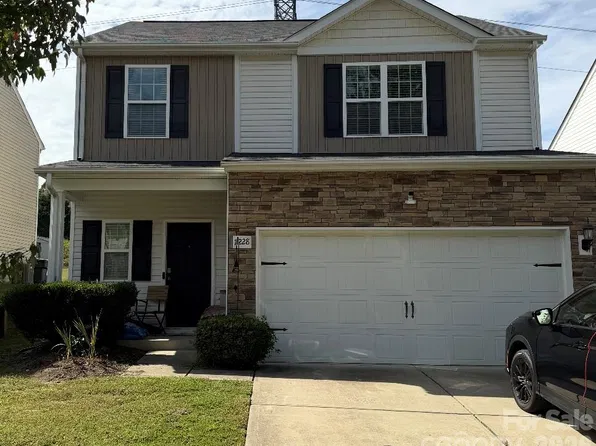 11228 Deer Chase Ln, Charlotte, NC 28262