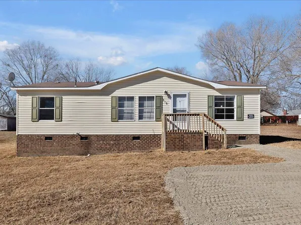 316 S Hillsborough St, Franklinton, NC 27525