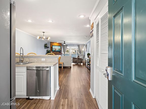4th image of 245 Plaza Beach Dr Unit 2B