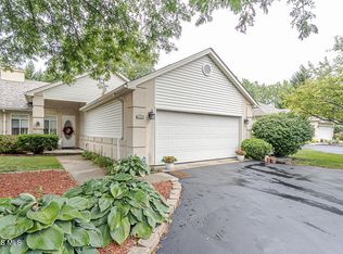 917 Hilltop Ln, Toledo, OH 43615