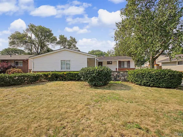 37091 Gilchrist St, Westland, MI 48186