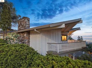 3223 Joaquin Miller Rd, Oakland, CA 94602