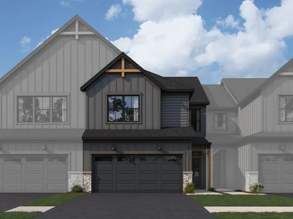 8493 Liberty Ln, Woodridge, IL 60517