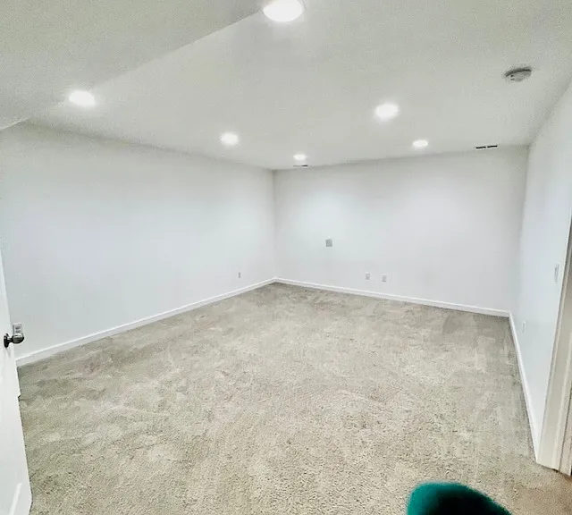 4104 N Fremont Dr — Photo 16