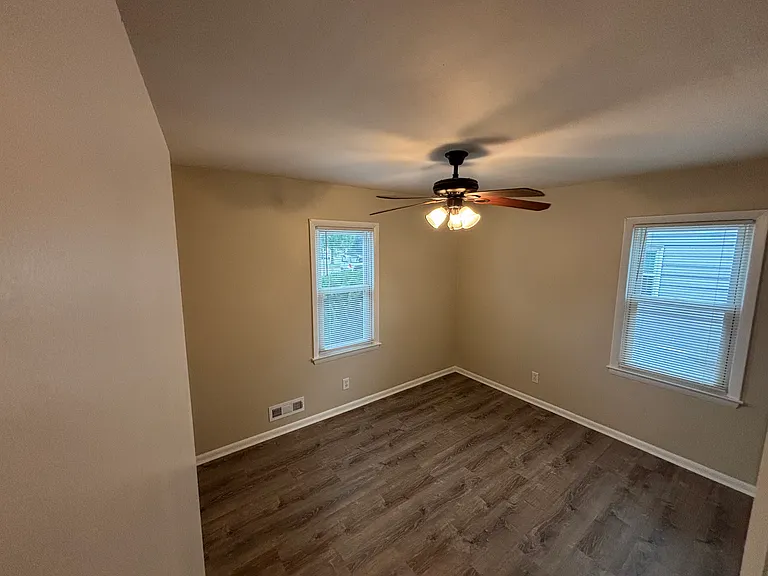 6906 W Oklahoma Ave — Photo 11